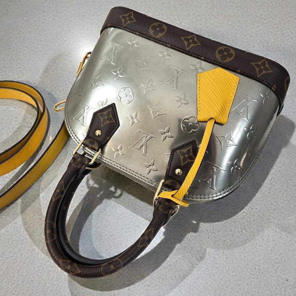 Louis Vuitton Alma BB Monogram Vernis Silver Embossed Yellow Crossbody Bag - Picture 4 of 16